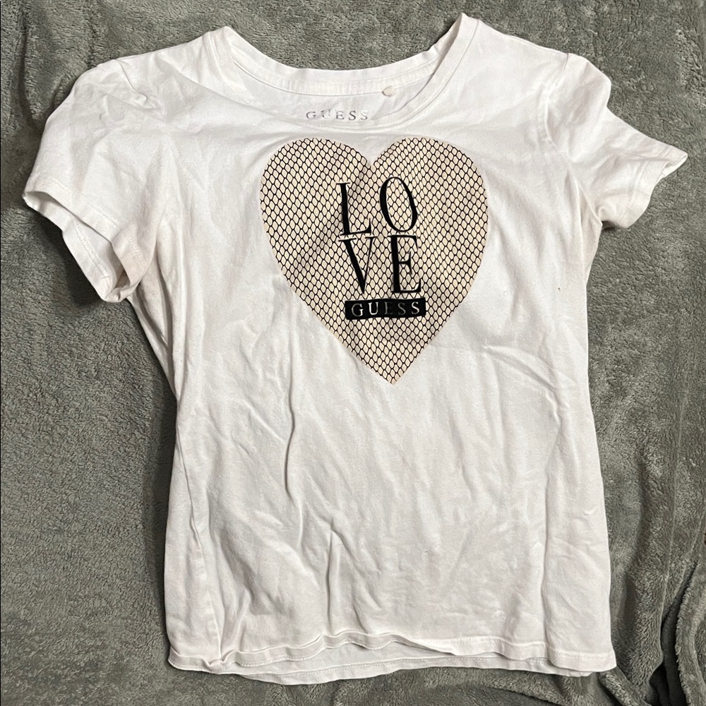 Guess White Heart Graphic Tee